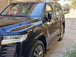 تۆیۆتا لاند کروزەر